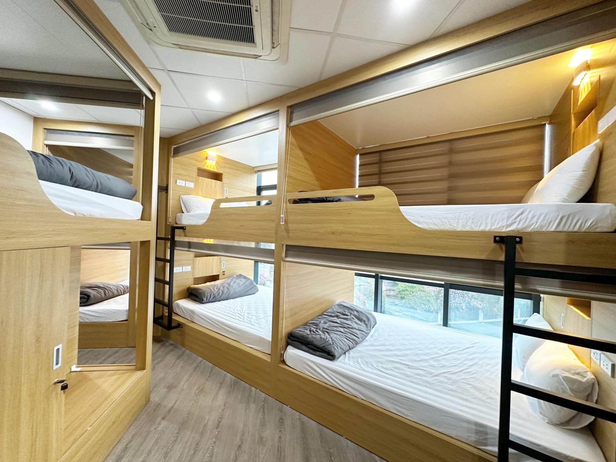 Hanoi Capsule Station Hostel エクステリア 写真