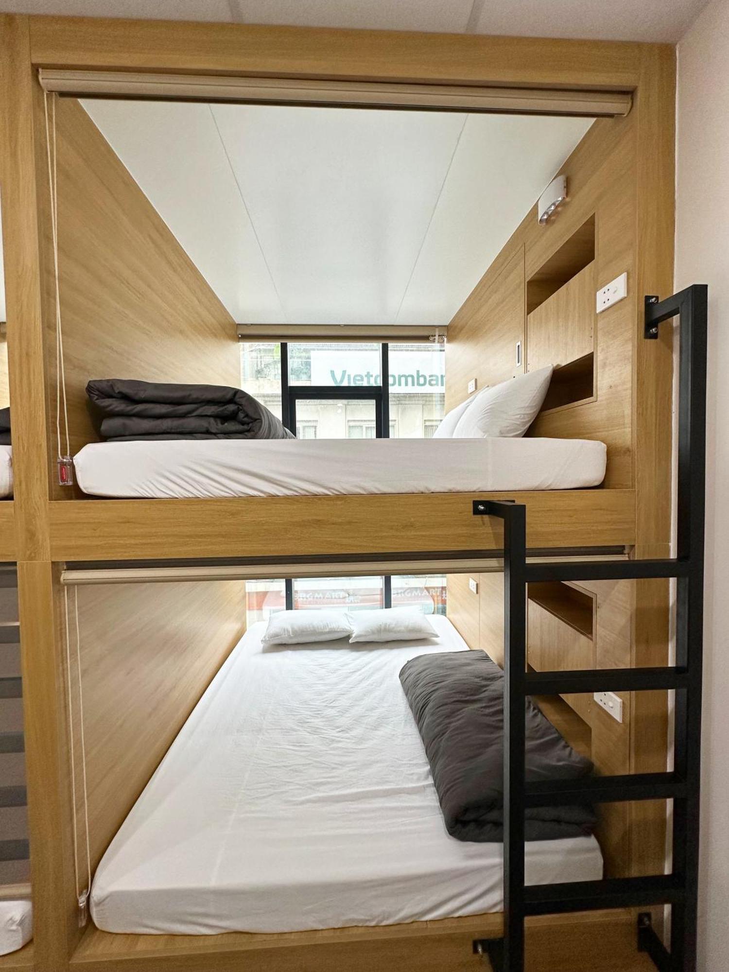 Hanoi Capsule Station Hostel エクステリア 写真